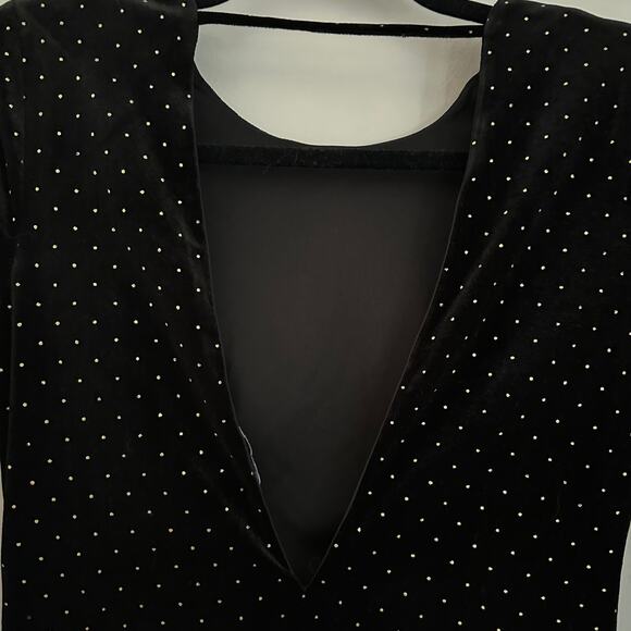 Express Women's Black + Gold 3/4 Sleeve Low Back Velvet Mini Dress Size 4 - Picture 10 of 10